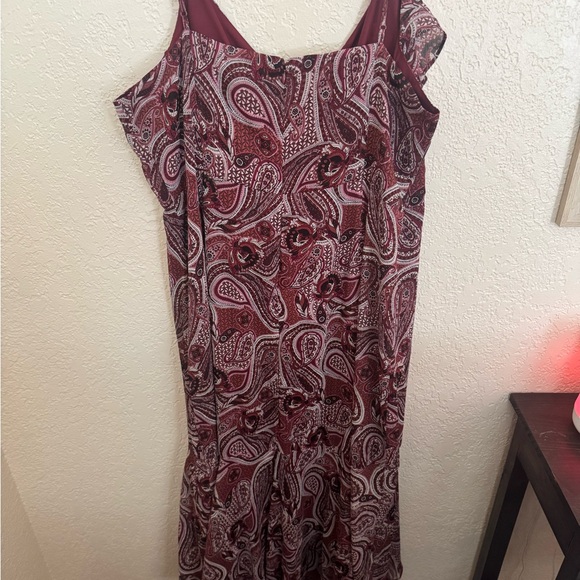 Express Maroon Paisley High-Low Dress - Picture 5 of 6
